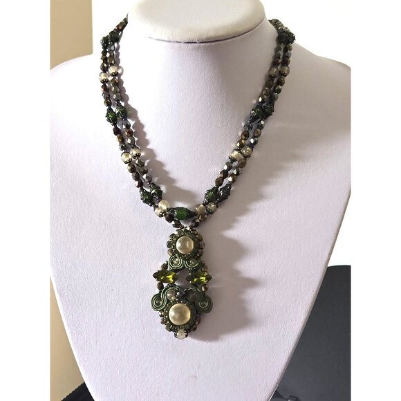 Handcrafted Soutache Beaded Pendant Necklace – Vintage Artisan Statement - Picture 10 of 11